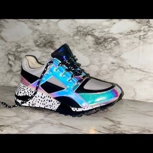 NEW Steve Madden Cliff star reflective Sneakers 10
